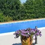 Caufour Bed and breakfast Ledat