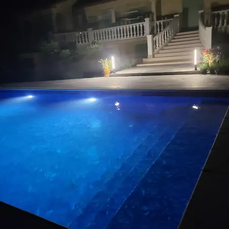 Caufour Bed & Breakfast