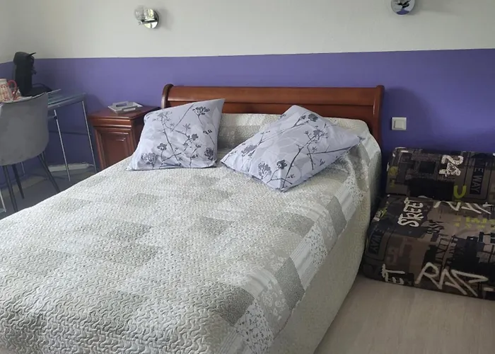 Caufour Nocleg ze śniadaniem Ledat